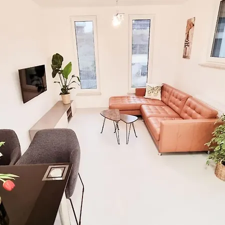 Apartment Florian Garden With Private Parking